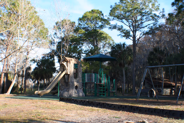 Chestnut Park photo 2